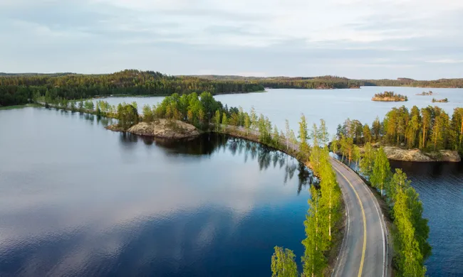 Vieraile Järvimaassa: Matkaopas 2024